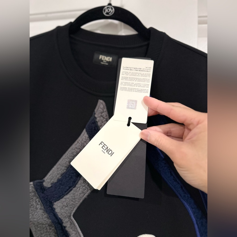FENDI Sweater - Picture 11 of 15